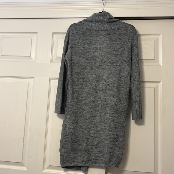 Community Open Cardigan - Picture 2 of 4